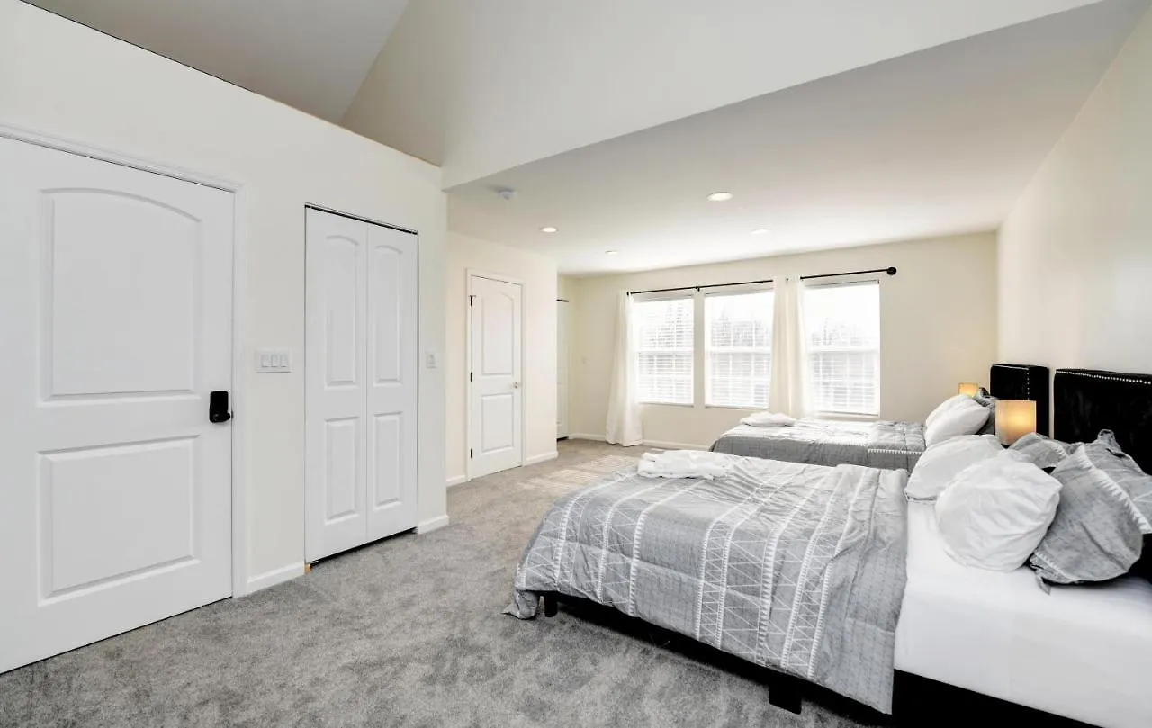 The Cg Suites Columbus United States