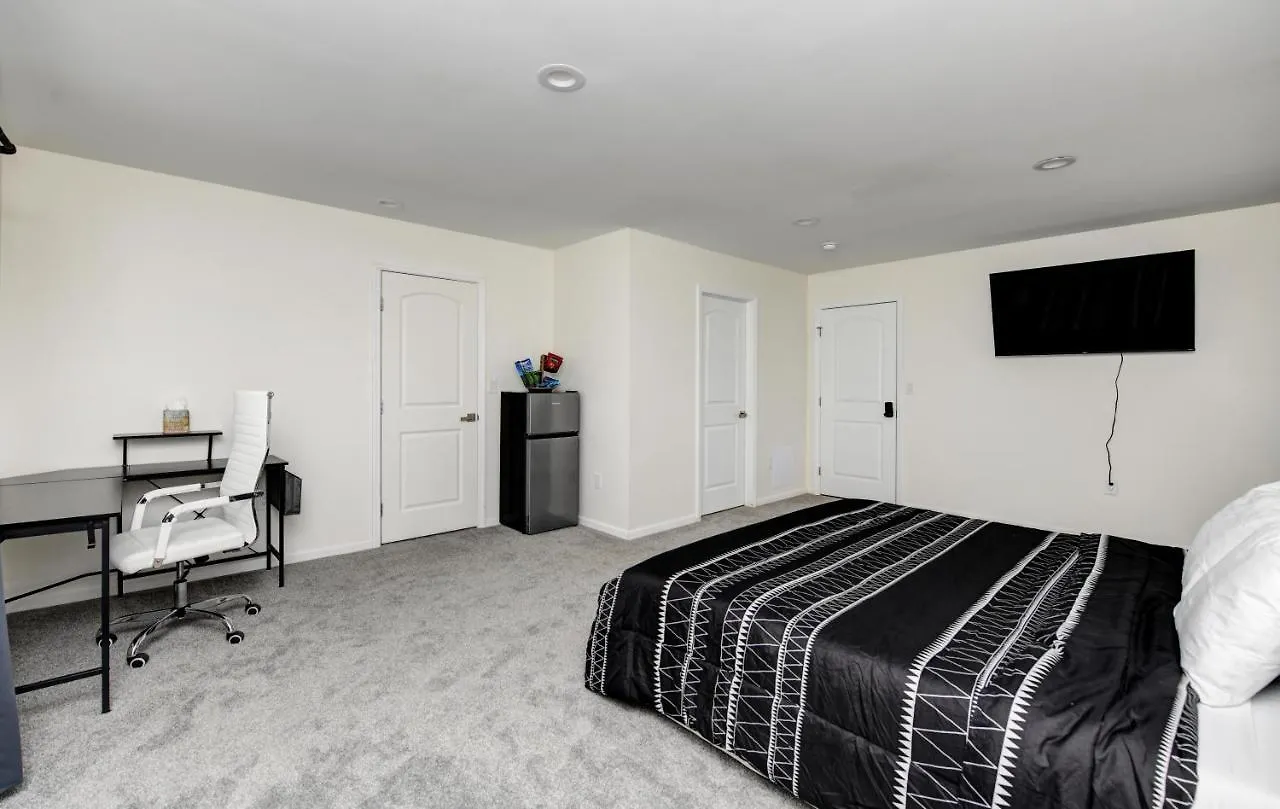 The Cg Suites Columbus Holiday home