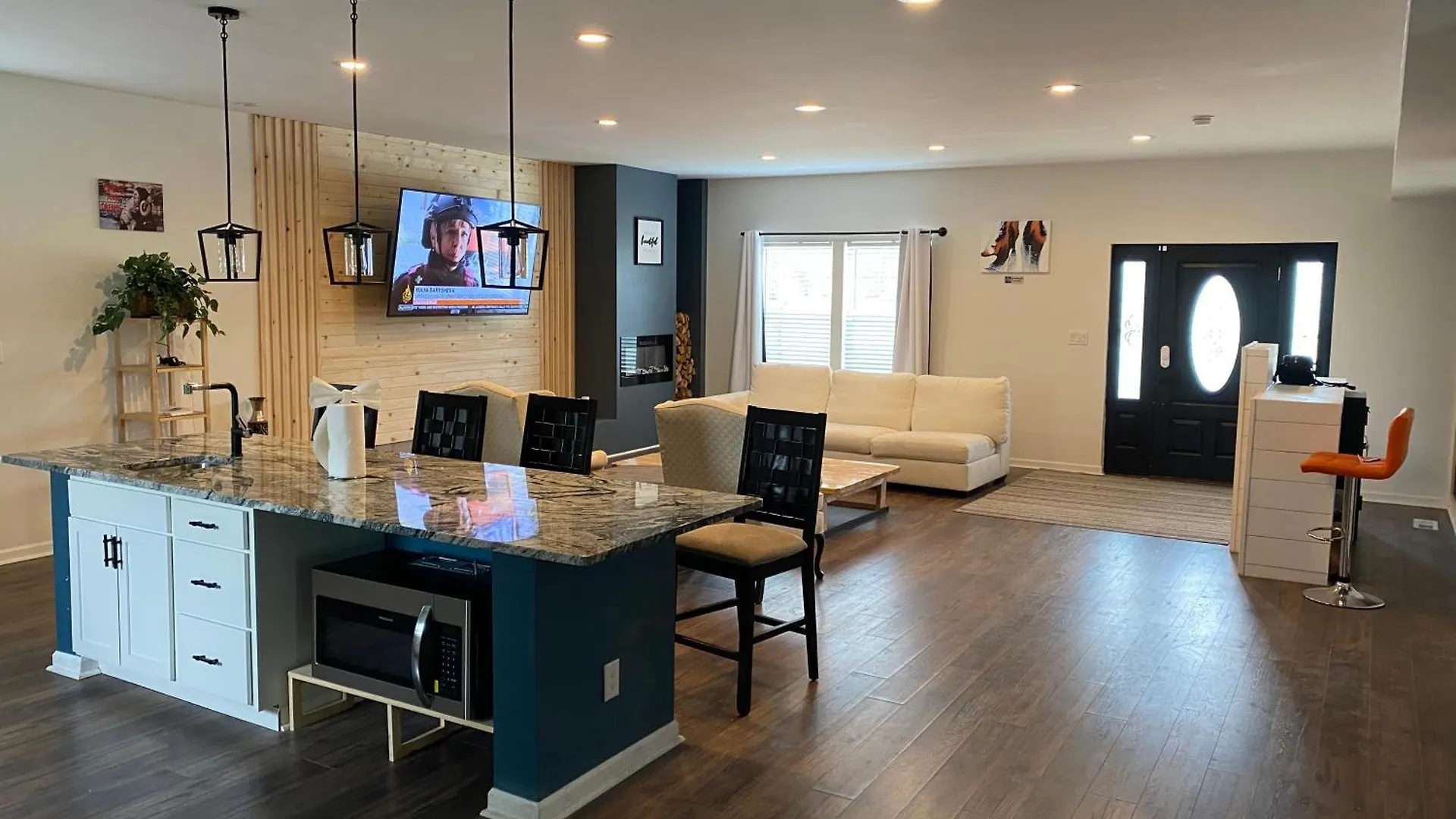 The Cg Suites Columbus 0*,  United States